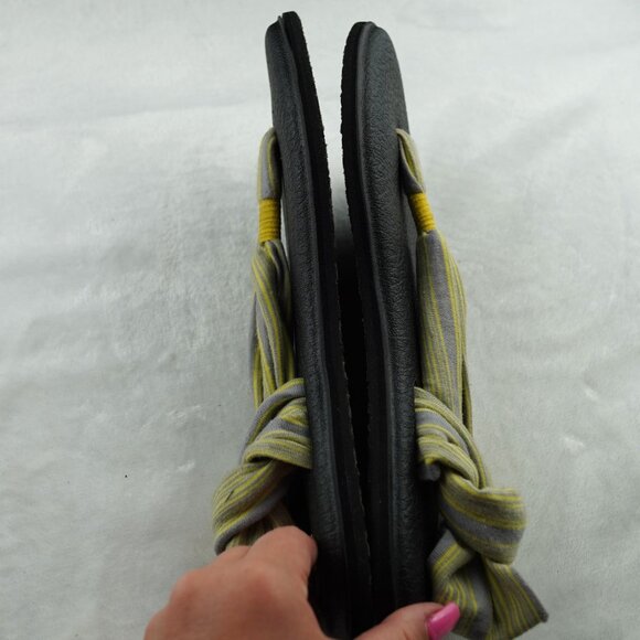 Sanuk Yoga Sling 2 Sandals Gray Yellow Striped Size 10 - Picture 5 of 8